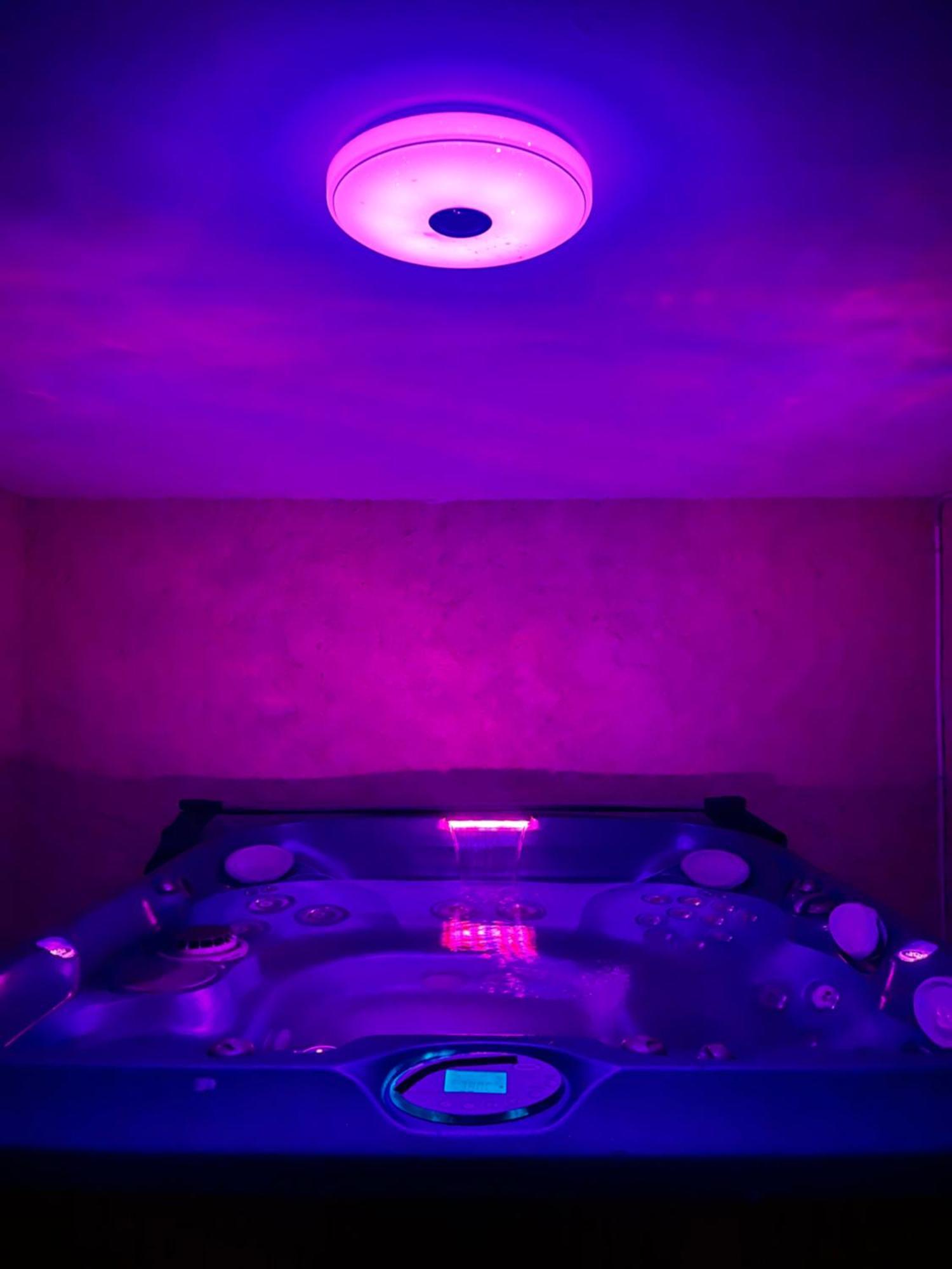 Bas De Villa 70M2 Independant Avec Espace Jacuzzi Prive Le Lavandou Eksteriør billede